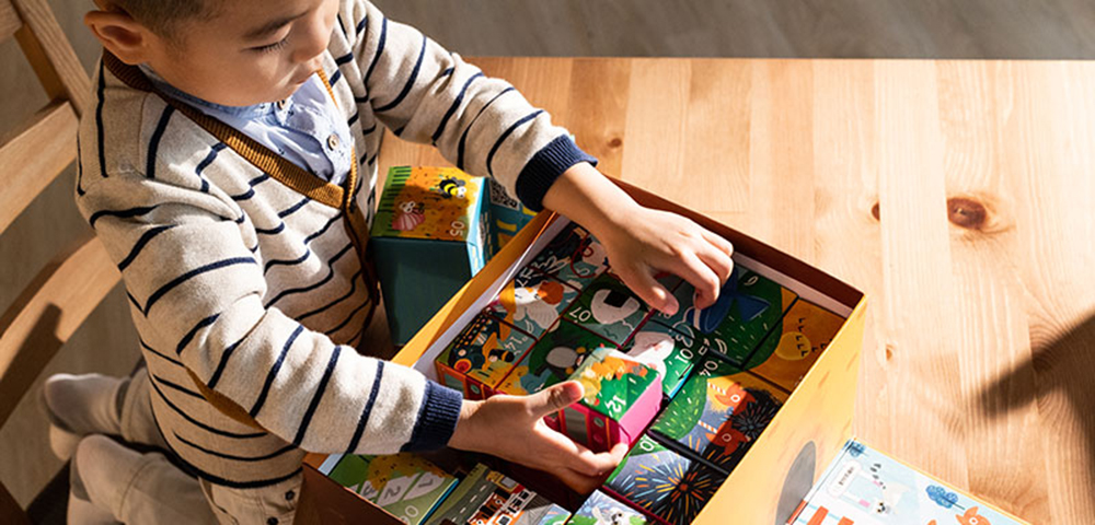 Tapping into the Jockey Club Interactive Wonder Box, parents can develop the language and social skills of their children through the stimulation of games. Besides, children get to build positive emotions and good character traits.